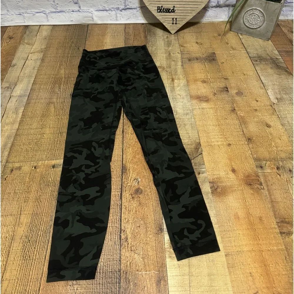 Lululemon Align Pant II 25"
Incognito Camo Multi Gator Green